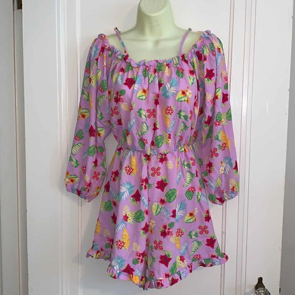 NWT Romeo & Juliet floral romper shorts‎